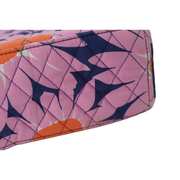 Vera Bradley Pink Love Me Twist‎ Lock Hand Bag - Picture 5 of 11